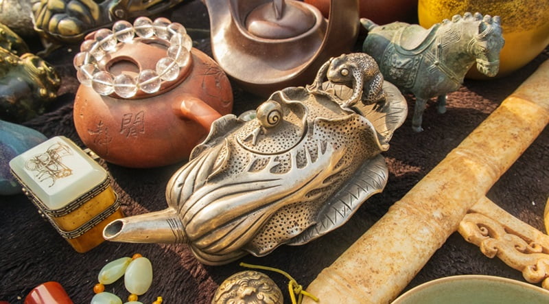 アンティークの水差し